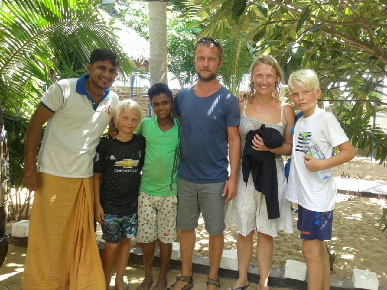 Star Rest Beach Hotel Baie d'Arugam Extérieur photo